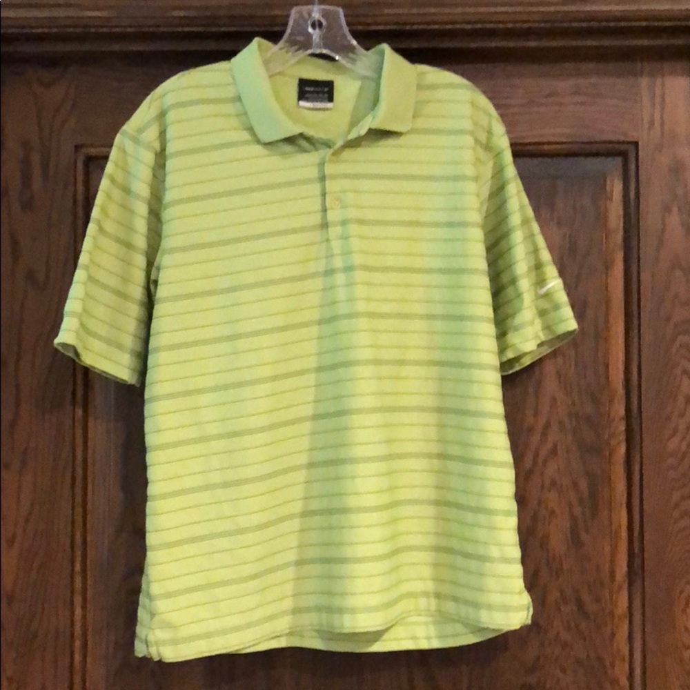 Ladies Nike Fitdry golf shirt